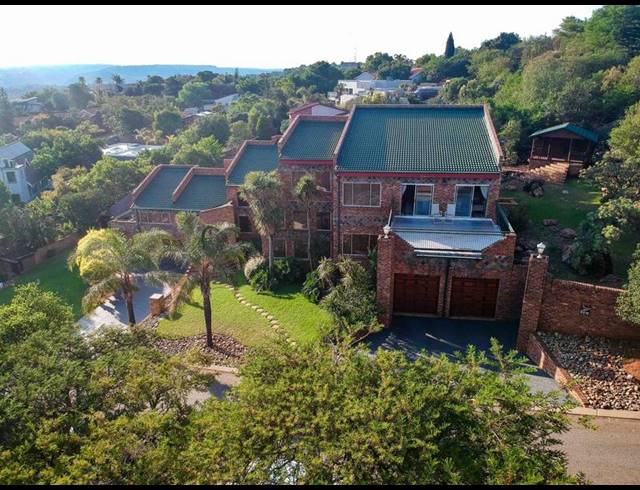 6 BEDROOM HOUSE FOR SALE IN HELDERKRUIN VIEW